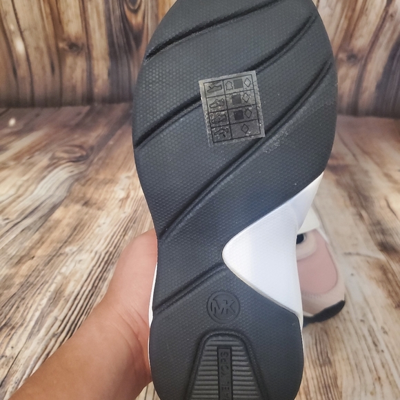 Michael Kors Keeley Scuba Mesh and Snake-Embossed Nubuck Trainer - Picture 10 of 10